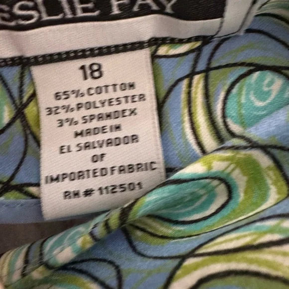 Leslie Faye Blue and Green Patterned Women's Skirt Size 18 - Picture 3 of 3